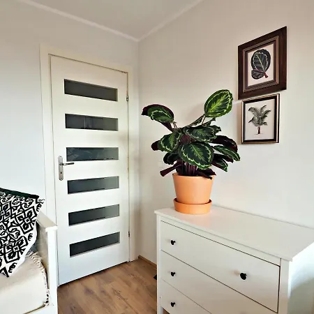 Sea View, 200 M Do Monte Cassino Grottgera 6, Apartmán *